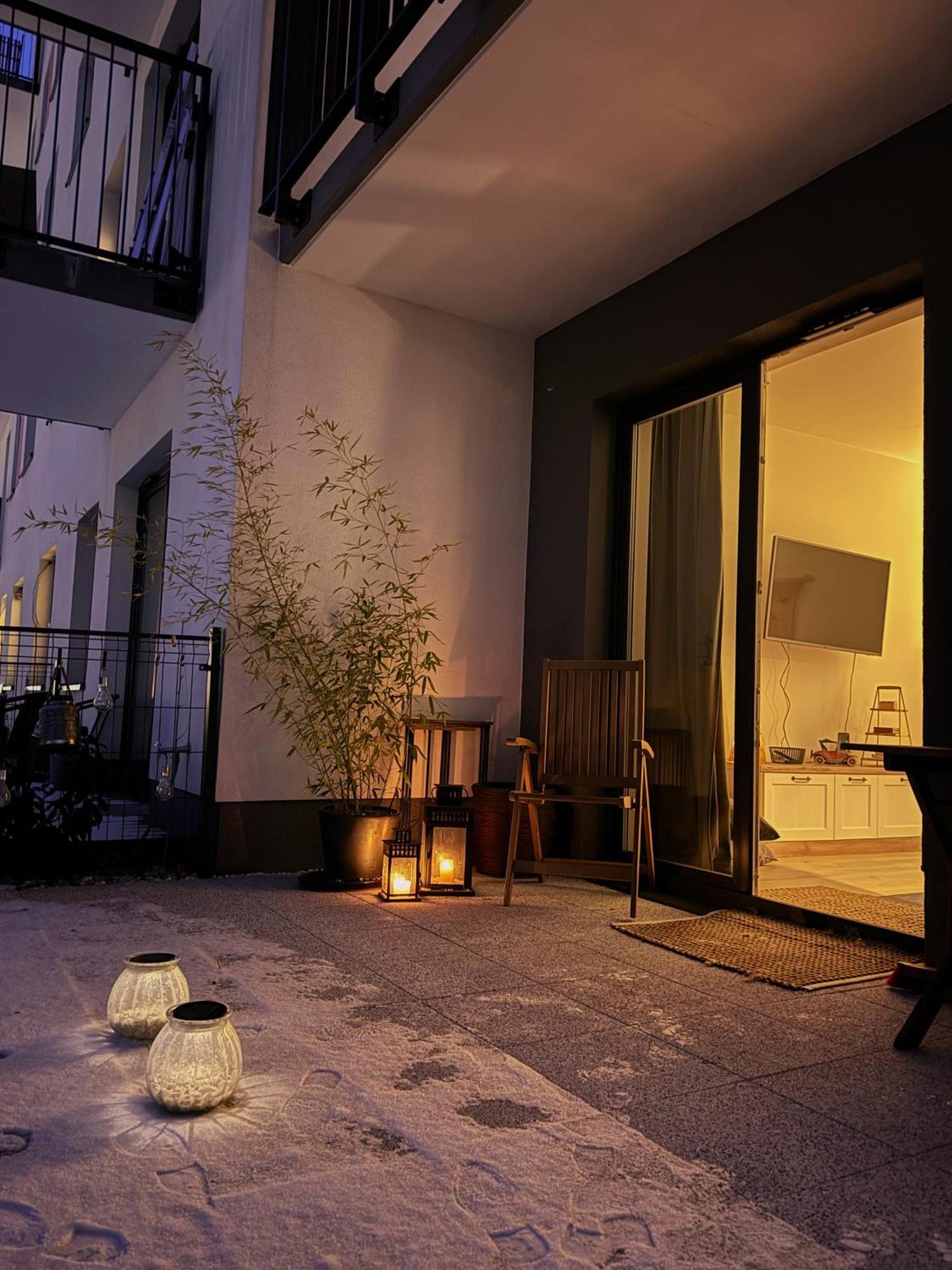 Relax&Comfort New Waw 50 Sqm With Terrace, Garden, Free Parking And Ac ワルシャワ エクステリア 写真