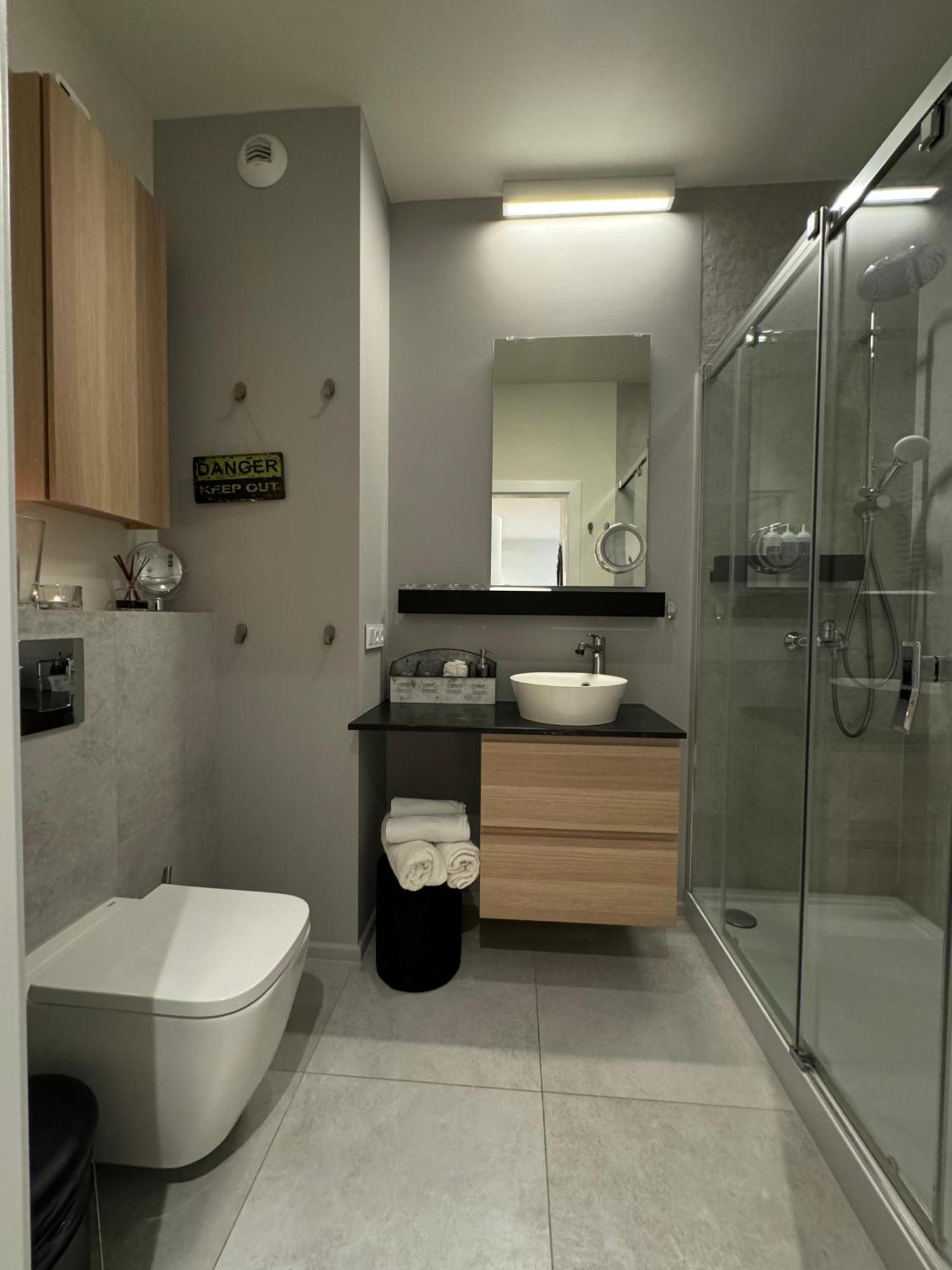 Relax&Comfort New Waw 50 Sqm With Terrace, Garden, Free Parking And Ac ワルシャワ エクステリア 写真